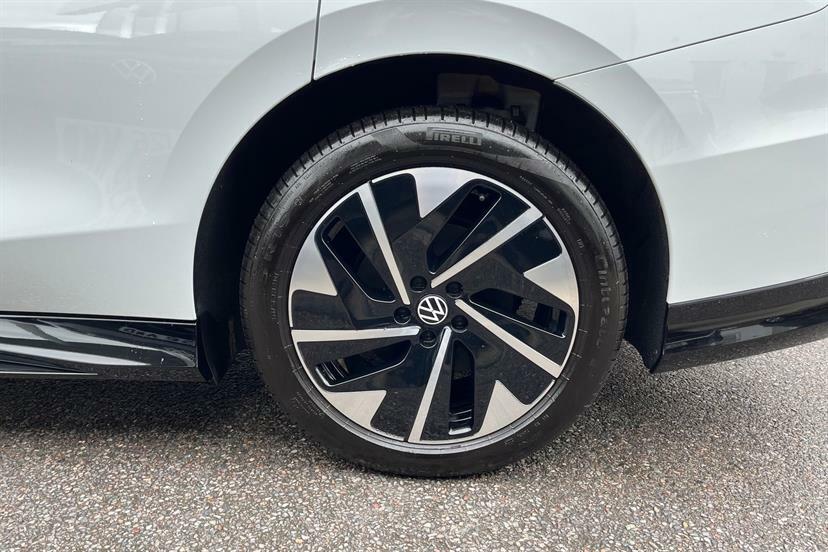 Volkswagen ID.7 Pro S Match 86Kwh Pro S 286Ps 1-Speed 5 Black #40