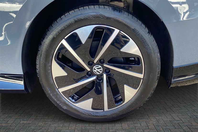 Volkswagen ID.7 210Kw Match Pro Plus 77Kwh Grey #5