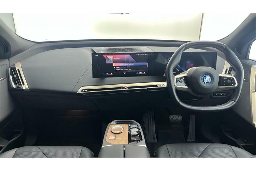 BMW iX 240Kw Xdrive40 M Sport 76.6Kwh Black #4