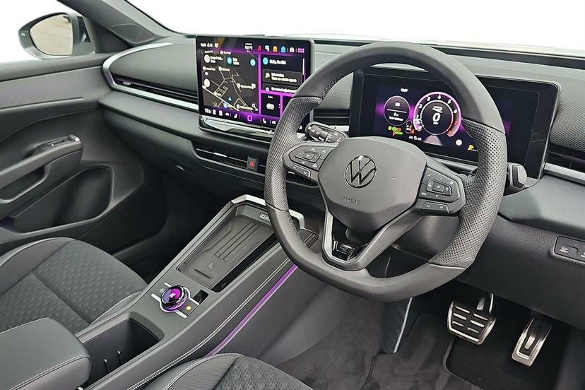 Volkswagen T-Roc 1.5 Etsi 150 R-line Dsg White #5