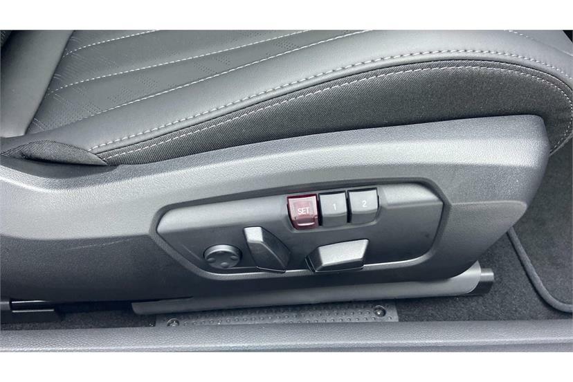 Mini Hatch 1.5C Classic Steptronic Euro 6 Ss  #23