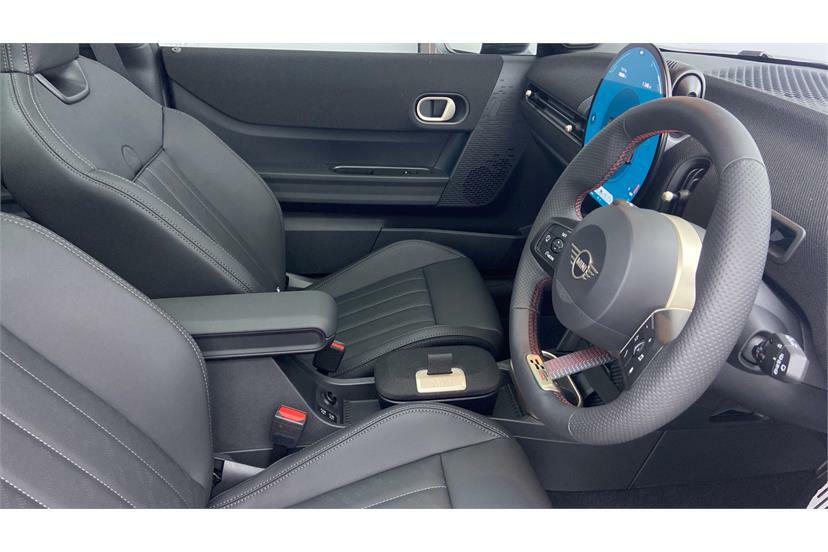 Mini Hatch 1.5C Classic Steptronic Euro 6 Ss  #8