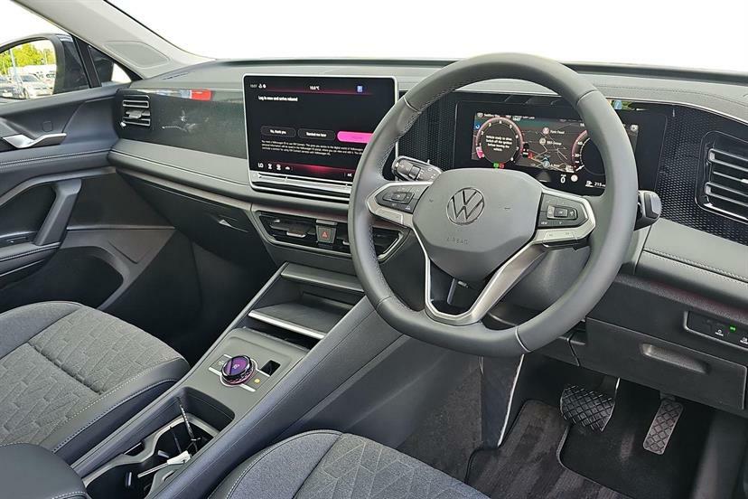 Volkswagen Tiguan 1.5 Etsi 150 Life Dsg Black #5