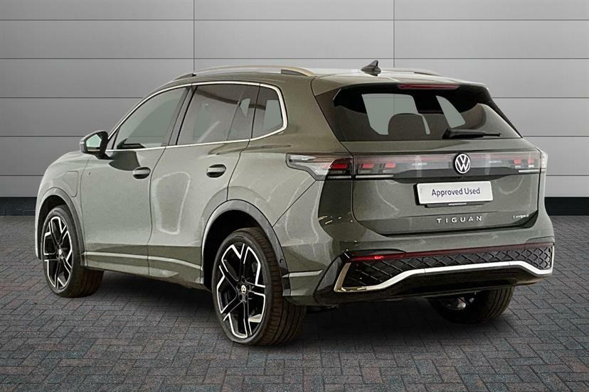 Volkswagen Tiguan 1.5 Tsi 272 Ehybrid R-line Dsg Green #3