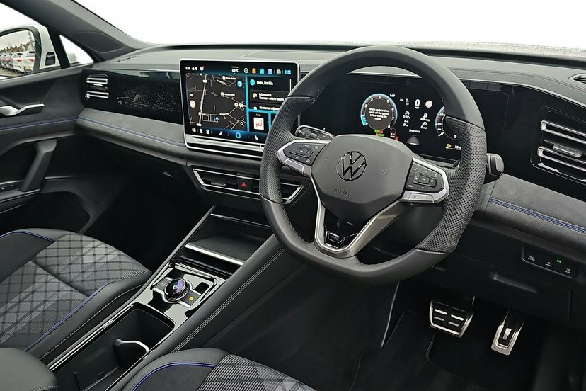 Volkswagen Tiguan 1.5 Etsi Mhev R-line Suv Hybrid Dsg 15 DF75UHN White #6