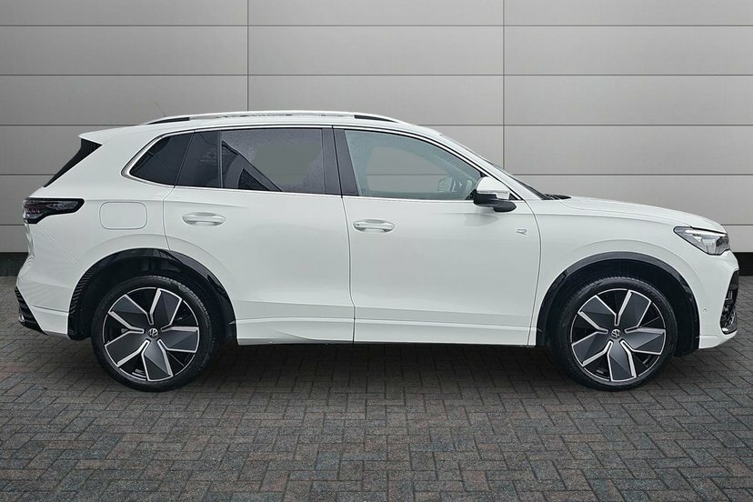 Volkswagen Tiguan 1.5 Etsi Mhev R-line Suv Hybrid Dsg 15 DF75UHN White #4