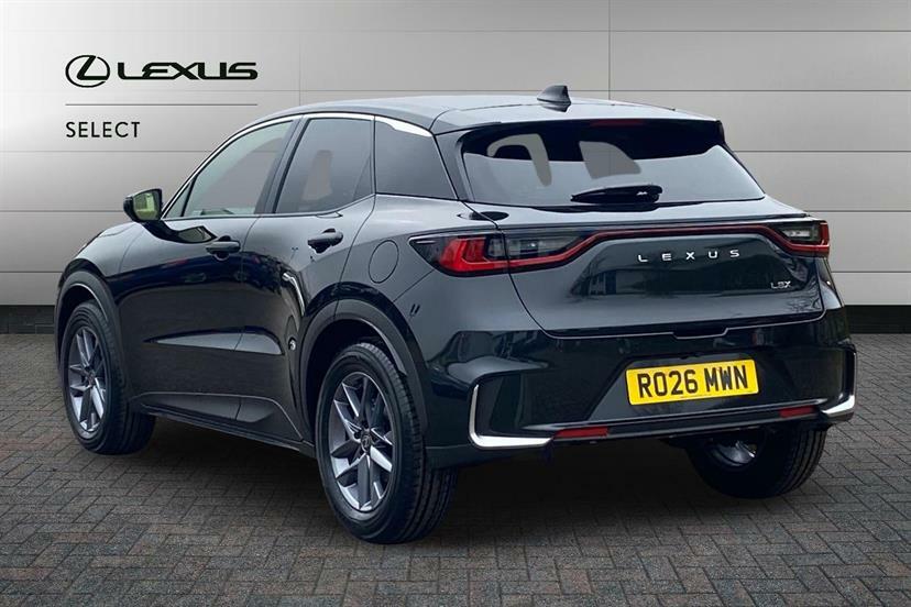 Lexus LBX 1.5 Premium E-cvt Black #2