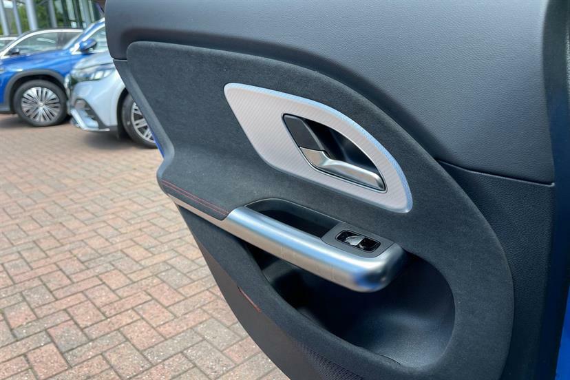 Mercedes-Benz CLA Class 200 Sport Executive Tip White #31