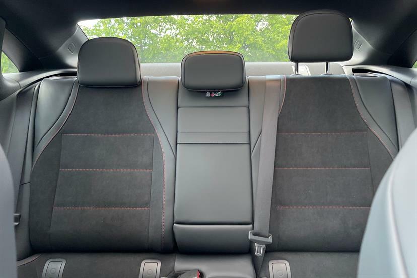 Mercedes-Benz CLA Class 200 Sport Executive Tip White #25