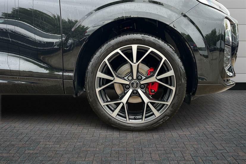 Audi Q3 1.5 Tfsi Edition 1 S Tronic Soundvision Black #5