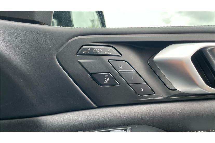 BMW X7 Xdrive40i M Sport Step Grey #24