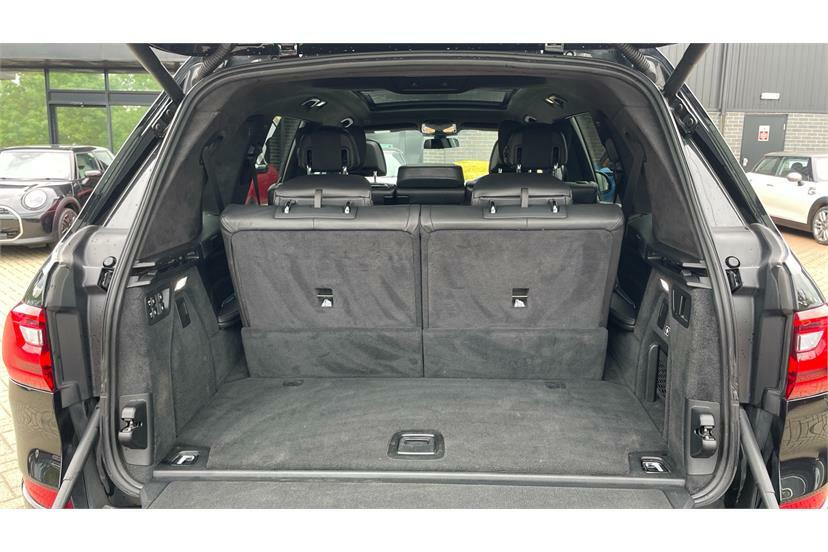 BMW X7 Xdrive40i M Sport Step Grey #11