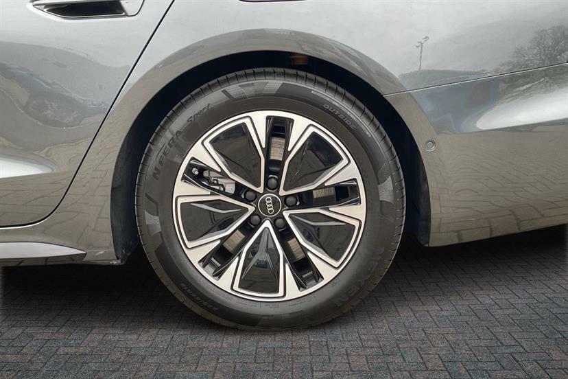 Audi A6 2.0 E-hybrid Quattro 299 S Line S Tronic Grey #5