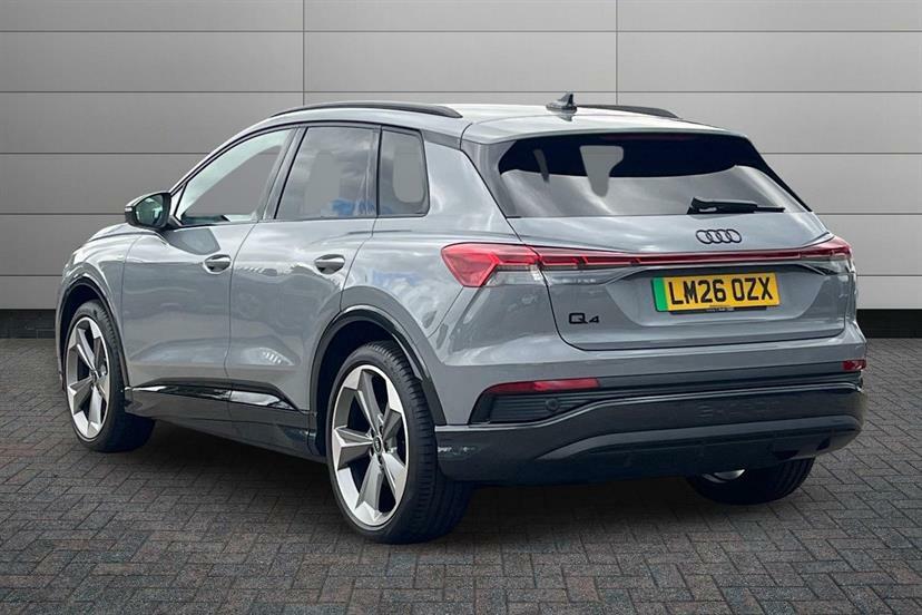 Audi Q4 E Tron 210Kw 45 82Kwh Black Edition Grey #3