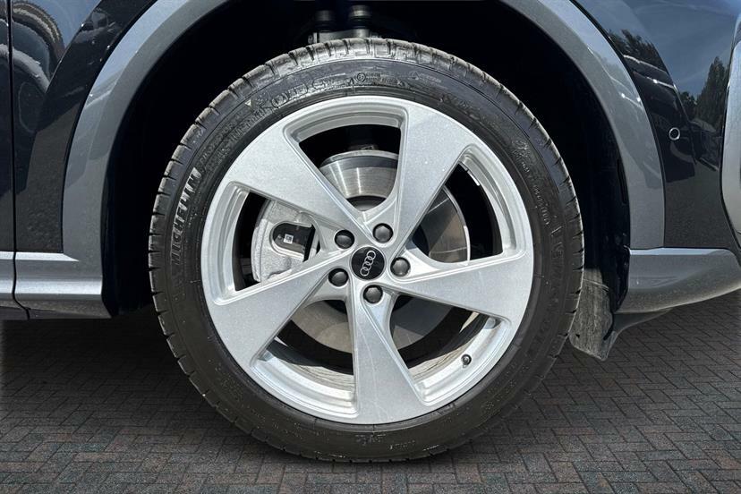 Audi Q5 2.0 Tfsi E Quattro 299 S Line S Tronic Black #4