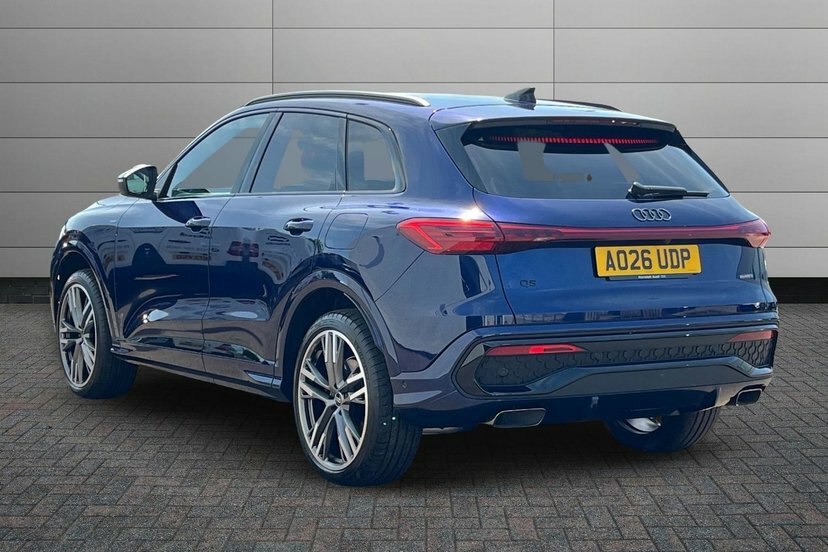Audi Q5 2.0 E-hybrid 25.9Kwh Sport Suv Plug-in AO26UDP Blue #3