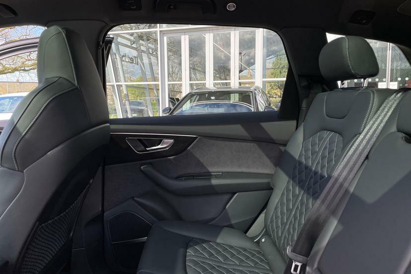 Audi Q7 3.0 Tfsi E Quattro 394 Black Edition Tiptronic Grey #16