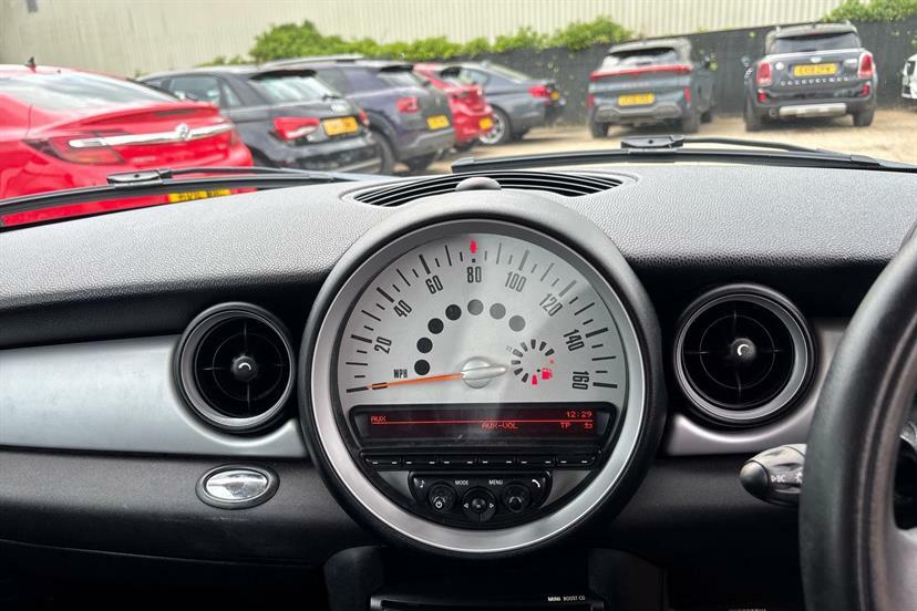 Mini Hatch 1.6 Cooper D London 2012 Hatchback Manu Blue #16
