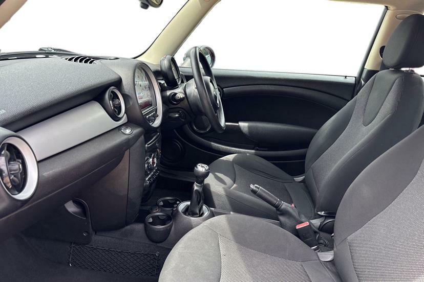 Mini Hatch 1.6 Cooper D London 2012 Hatchback Manu Blue #2
