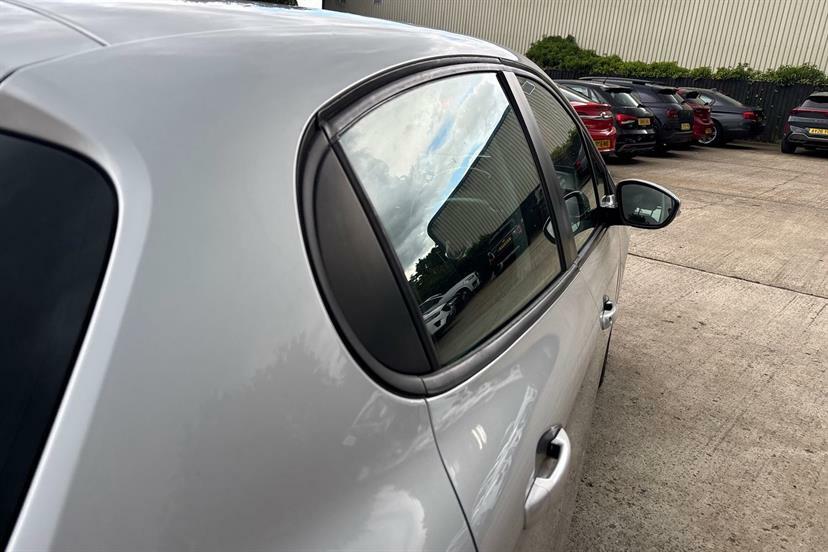 Peugeot 208 Active Grey #24