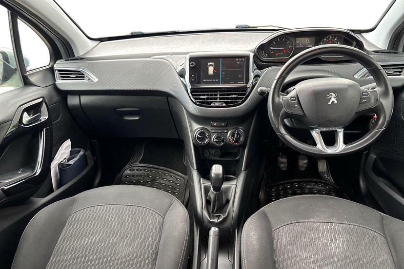 Peugeot 208 1.2 Puretech 82 Active Silver #6