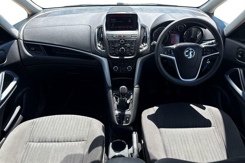 Vauxhall Zafira 1.4T Tech Line Red #5