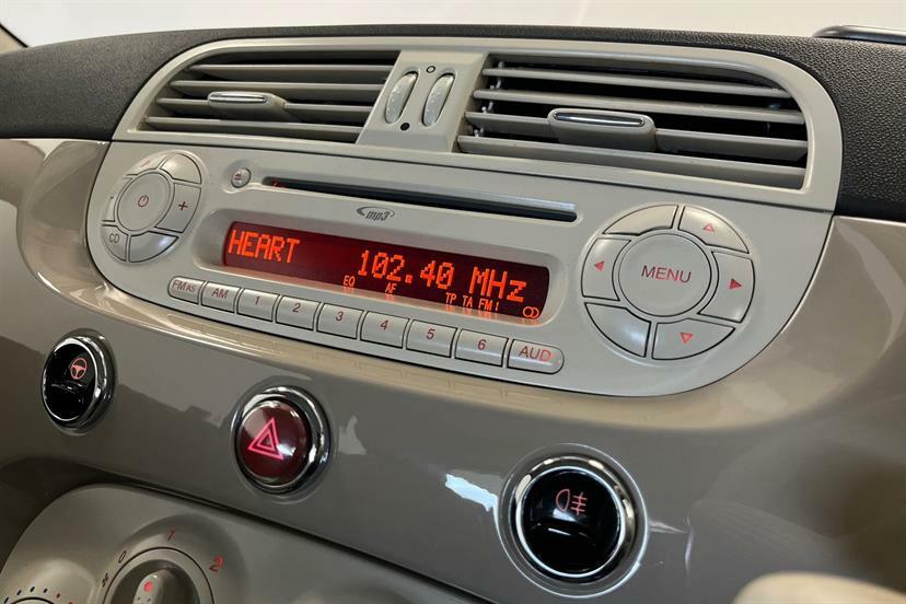 Fiat 500 Hatchback White #16