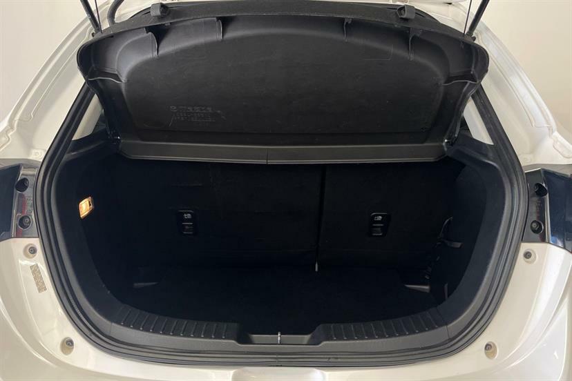 Mazda 2 1.5 Se-l 74 Bhp White #9