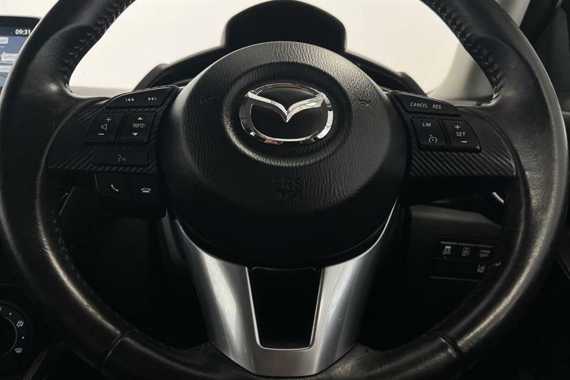 Mazda 2 1.5 Se-l 74 Bhp White #22