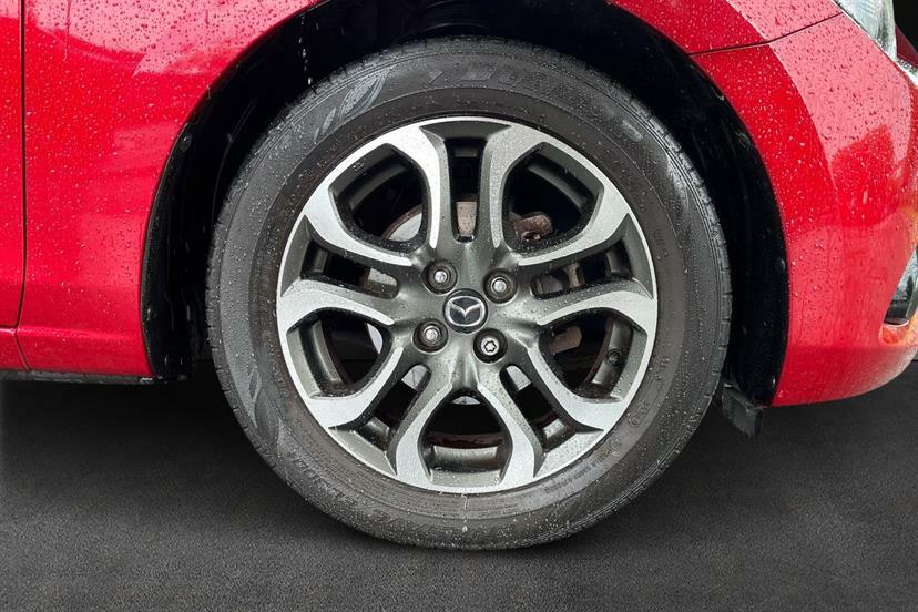 Mazda 2 1.5 Sport Nav Red #5