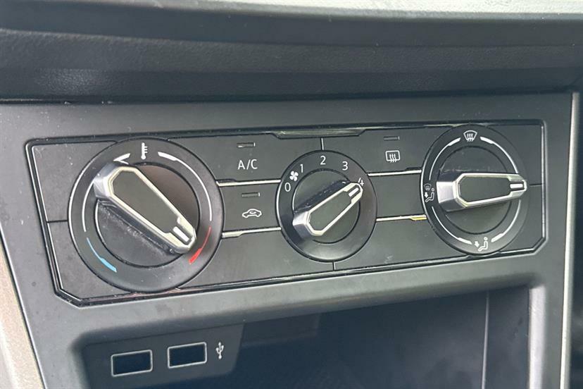 Volkswagen Polo Se Grey #8