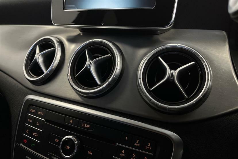 Mercedes-Benz CLA Class Diesel White #23