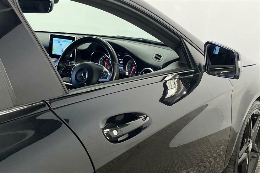 Mercedes-Benz CLA Class Diesel White #30