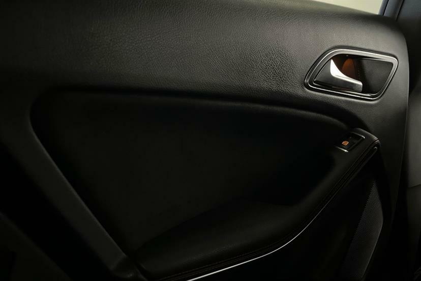 Mercedes-Benz CLA Class Diesel White #29