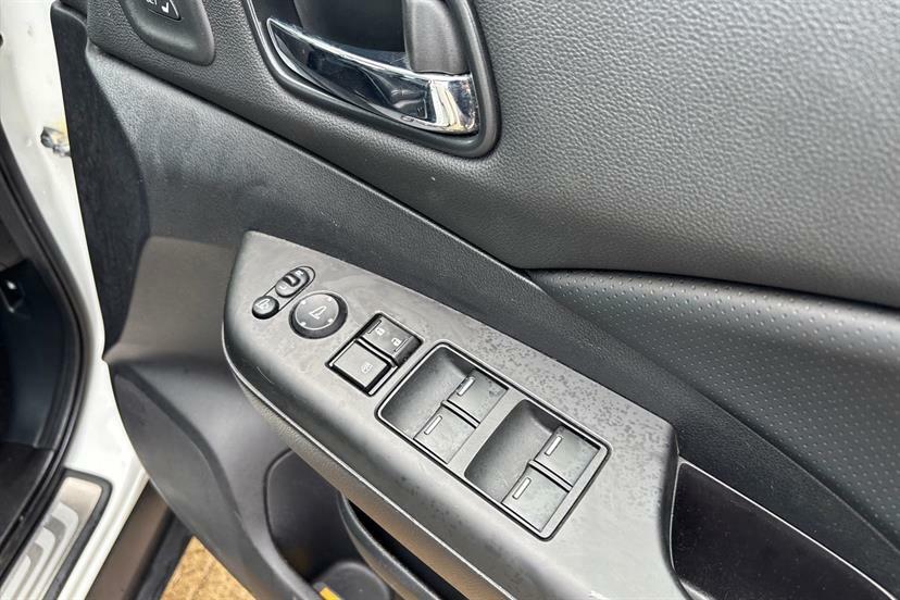 Honda Cr-V I-dtec Sr White #17