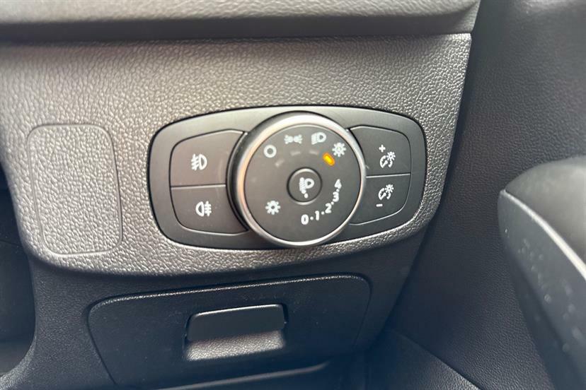 Ford Focus Focus Active X Silver #14