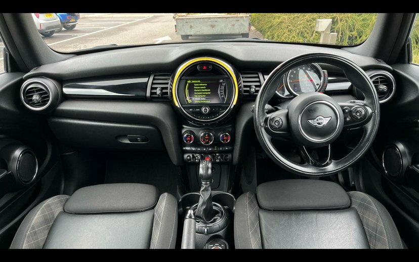Mini Convertible 1.5 Cooper  #4
