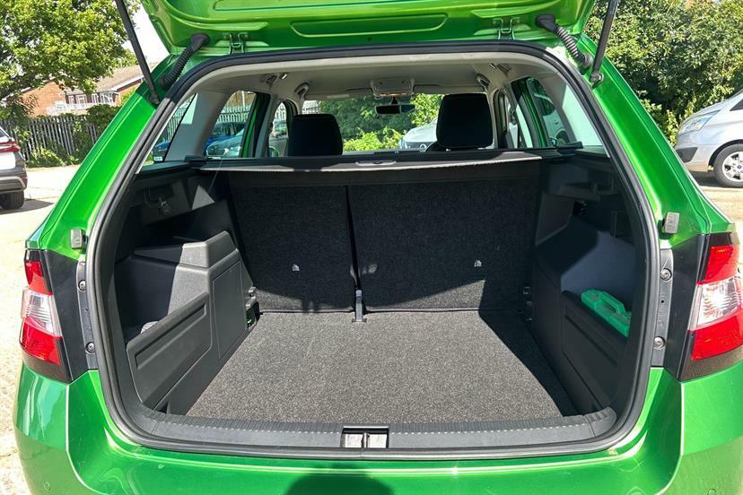 Skoda Fabia Hatchback Blue #14
