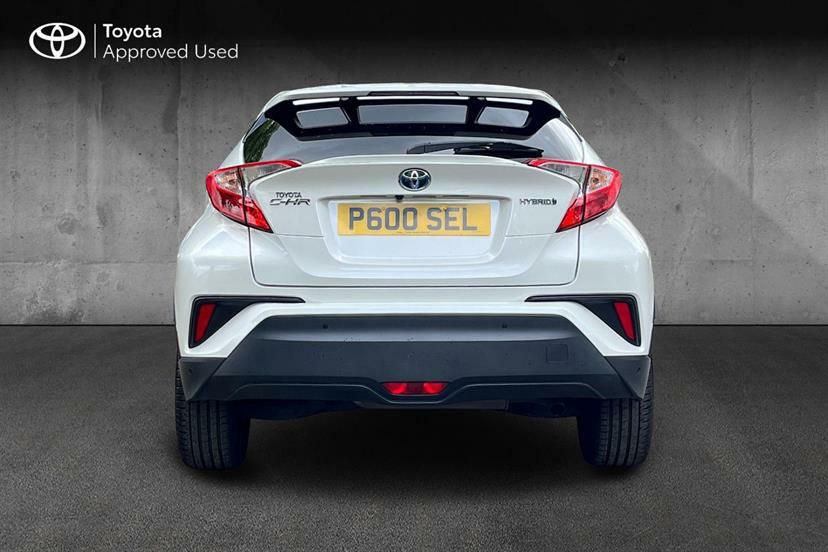 Toyota C-Hr Dynamic White #12