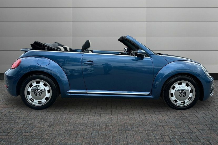Volkswagen Beetle 1.2 Tsi Design Cabriolet Dsg 105 Ps KL18ZSX Black #4