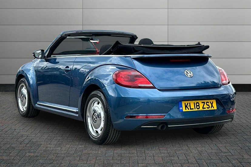 Volkswagen Beetle 1.2 Tsi Design Cabriolet Dsg 105 Ps KL18ZSX Black #3
