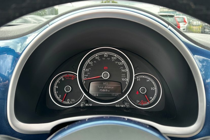 Volkswagen Beetle Cabriolet 1.4 Tsi 150Ps Design Parking Sensorsc White #23