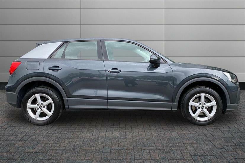 Audi Q2 30 Tfsi Technik Grey #3