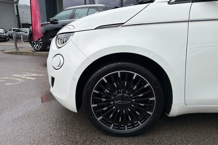 Fiat 500 Hatchback Orange #17