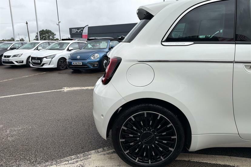 Fiat 500 Hatchback Orange #23