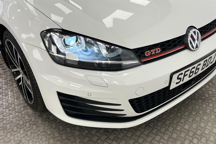 Volkswagen Golf R Brown #20