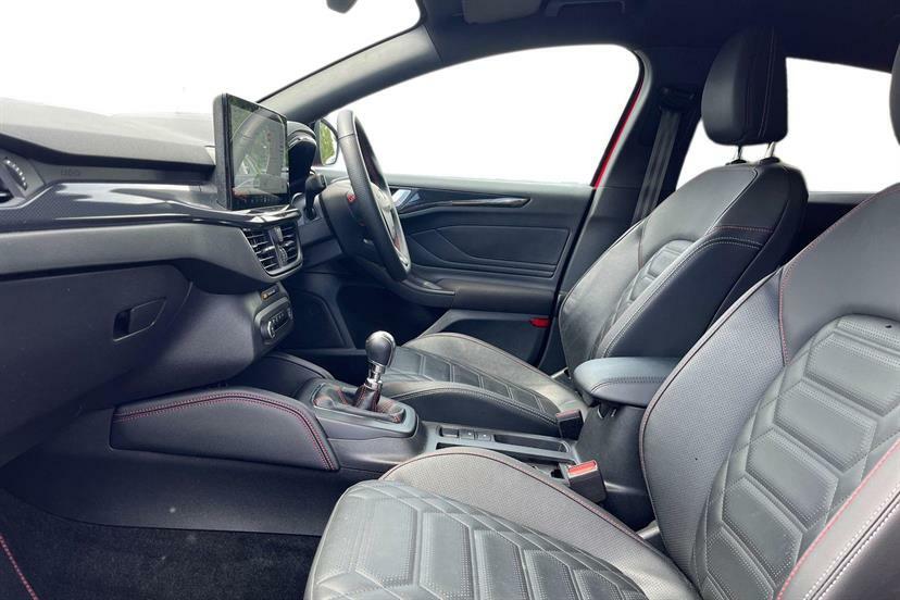 Ford Focus 1.0 Ecoboost St-line X Red #2