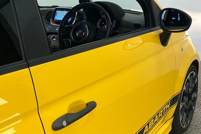 Abarth 595 2021 71 F595 #23