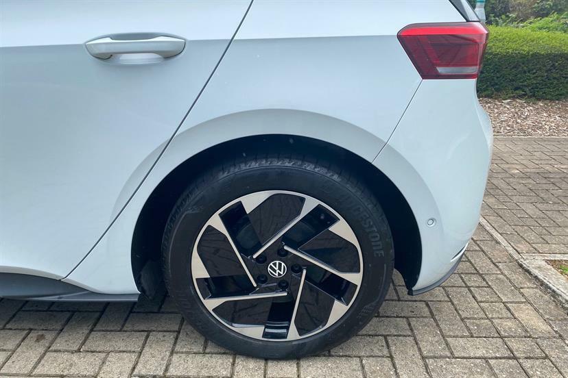 Volkswagen ID.3 Hatchback Grey #36