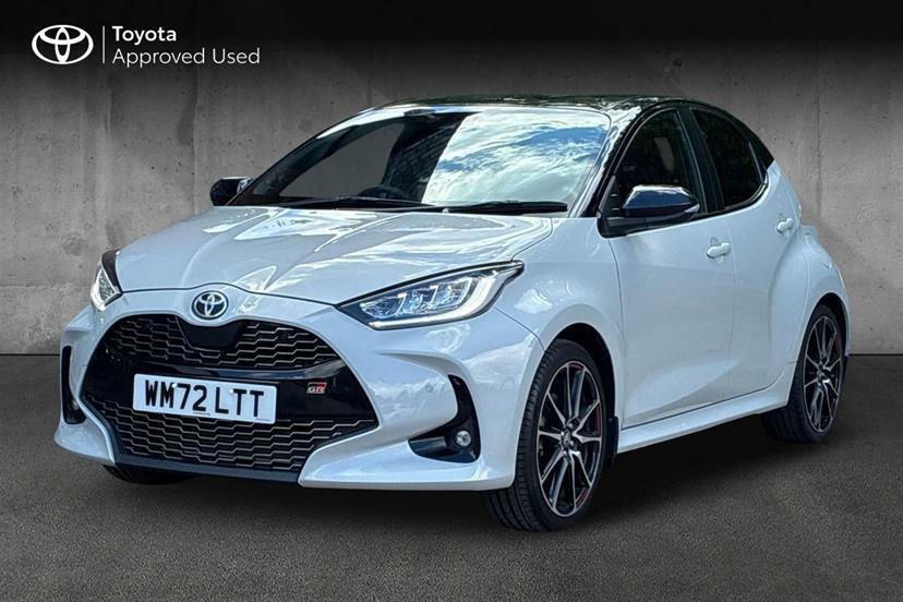 Toyota Yaris 1.5 Hybrid Gr Sport Cvt Grey #3